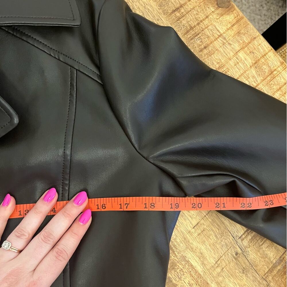 Via Spiga Chocolate Brown Vegan Leather Trench Coat Size Medium Belted Classic - Picture 13 of 16